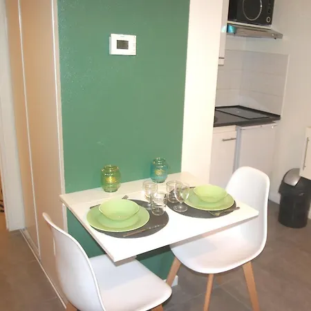 Le Saint Eloi - Studio Avec Parking Centre Апартаменты
