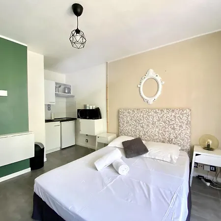 Le Saint Eloi - Studio Avec Parking Centre Апартаменты *